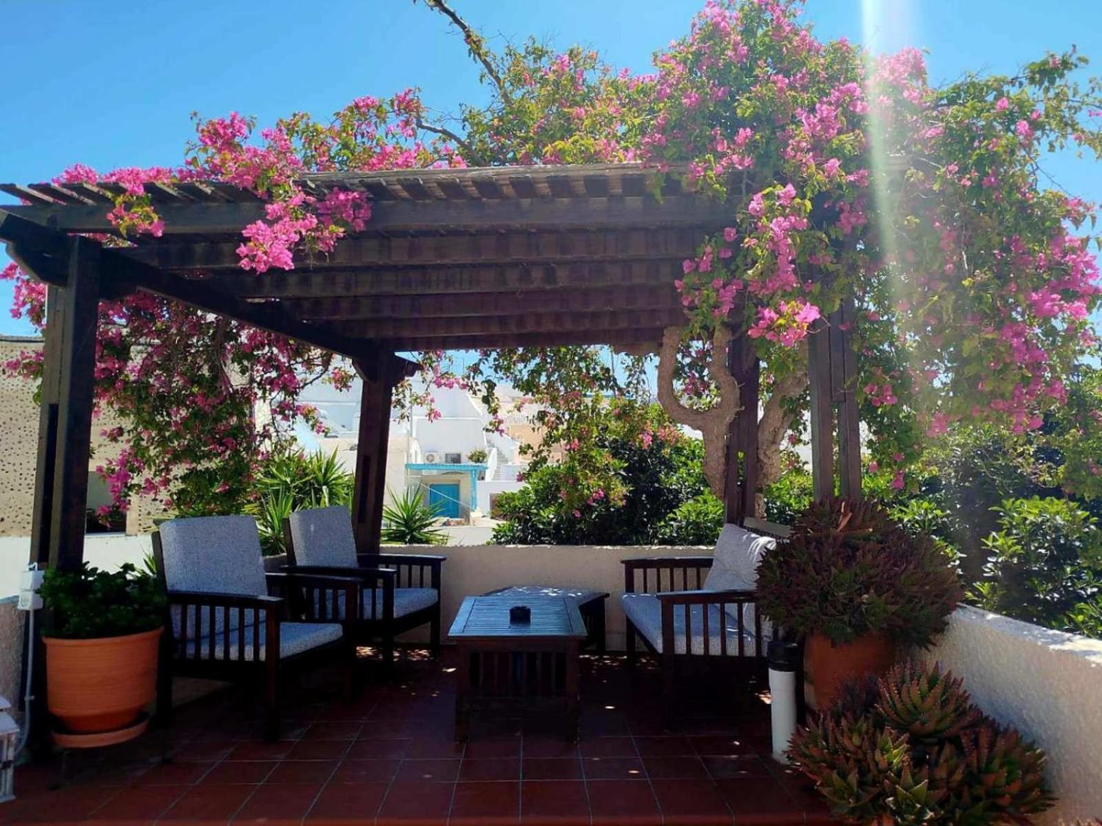 Dom wakacyjny Bougainville House Megalochori (Santorini)