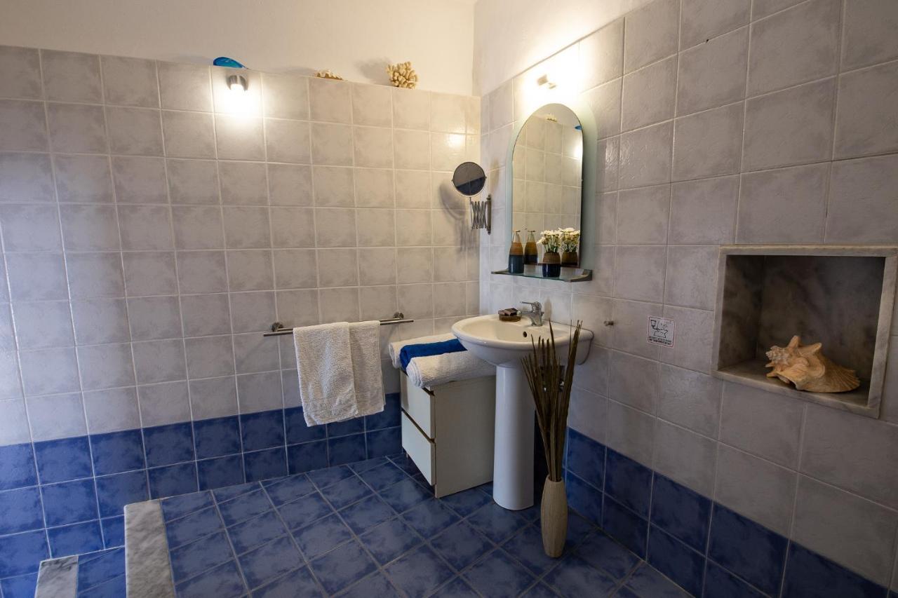 Bougainville House * Megalochori (Santorini)