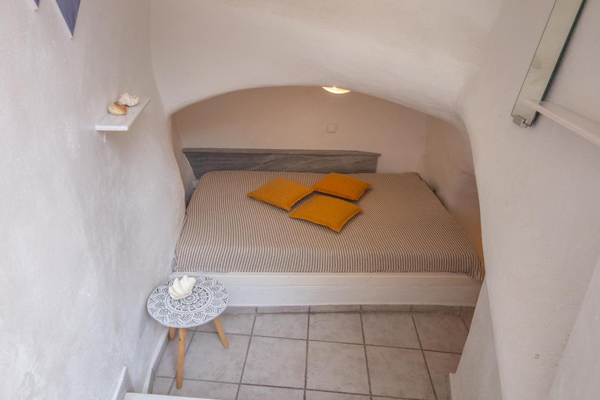 Holiday home Bougainville House Megalochori (Santorini)
