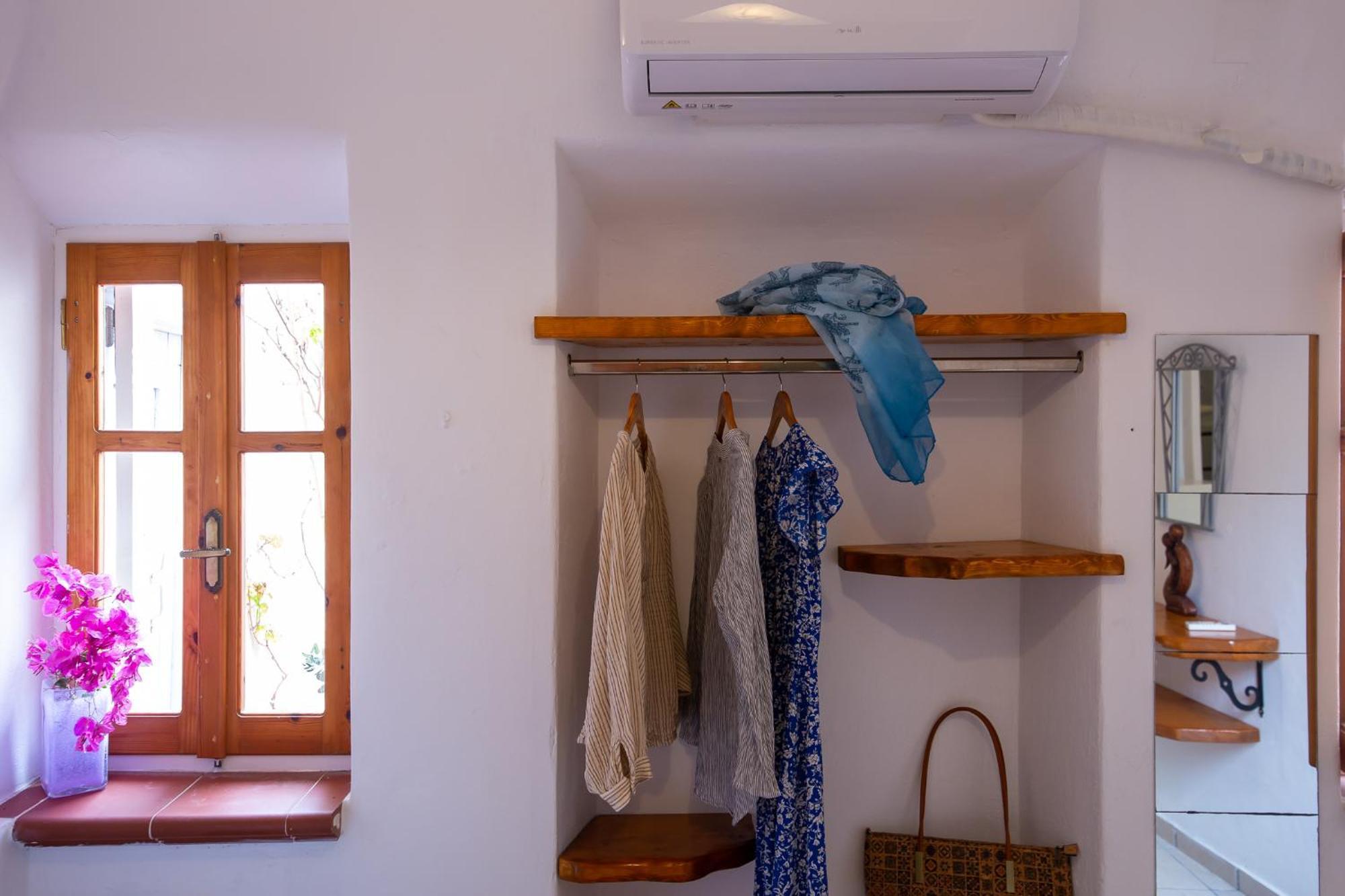 Bougainville House Holiday home Megalochori (Santorini)